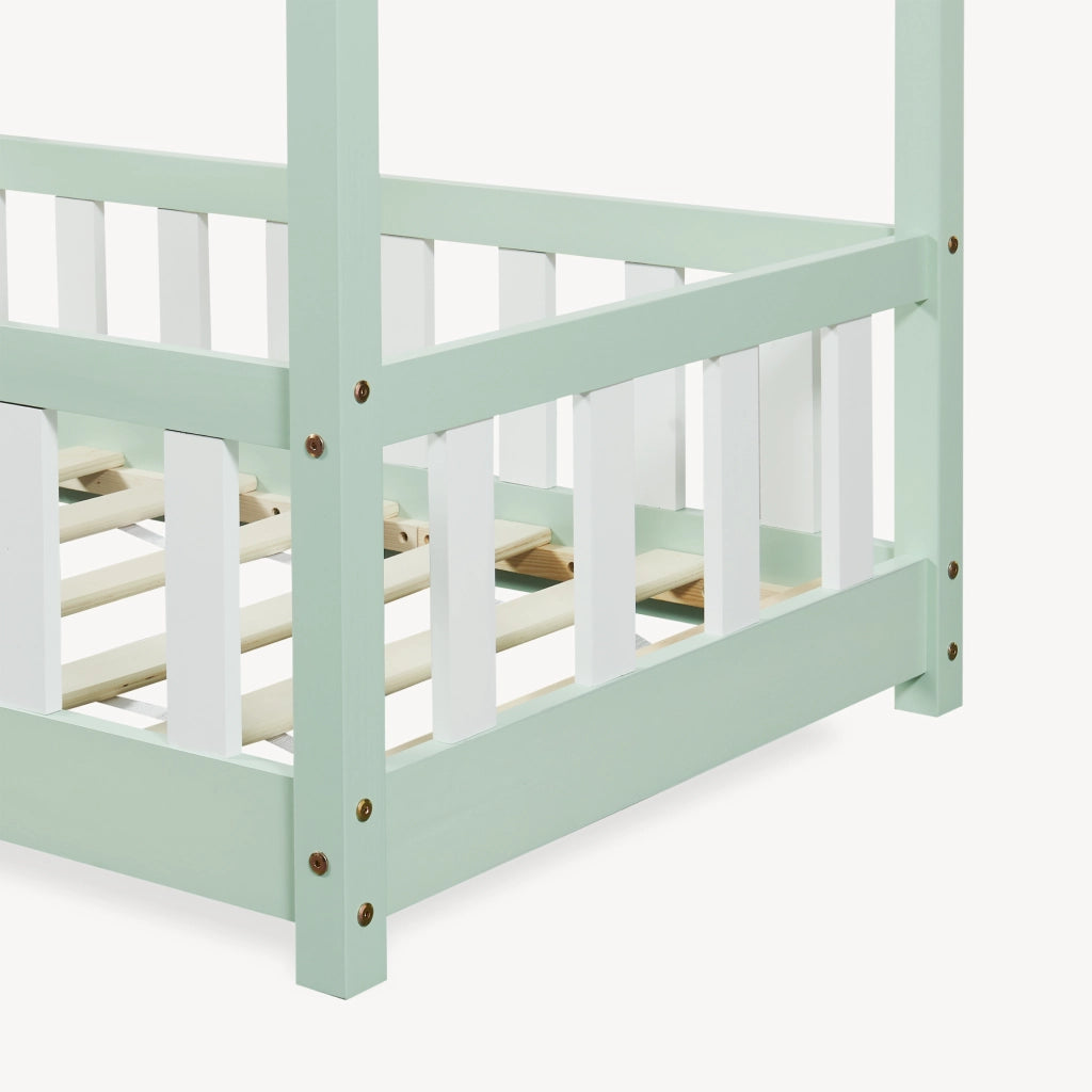 Letto per Cameretta Treviolo a Forma di Casetta in Stile Montessori 70x140 cm Menta Verde/Bianco [en.casa]