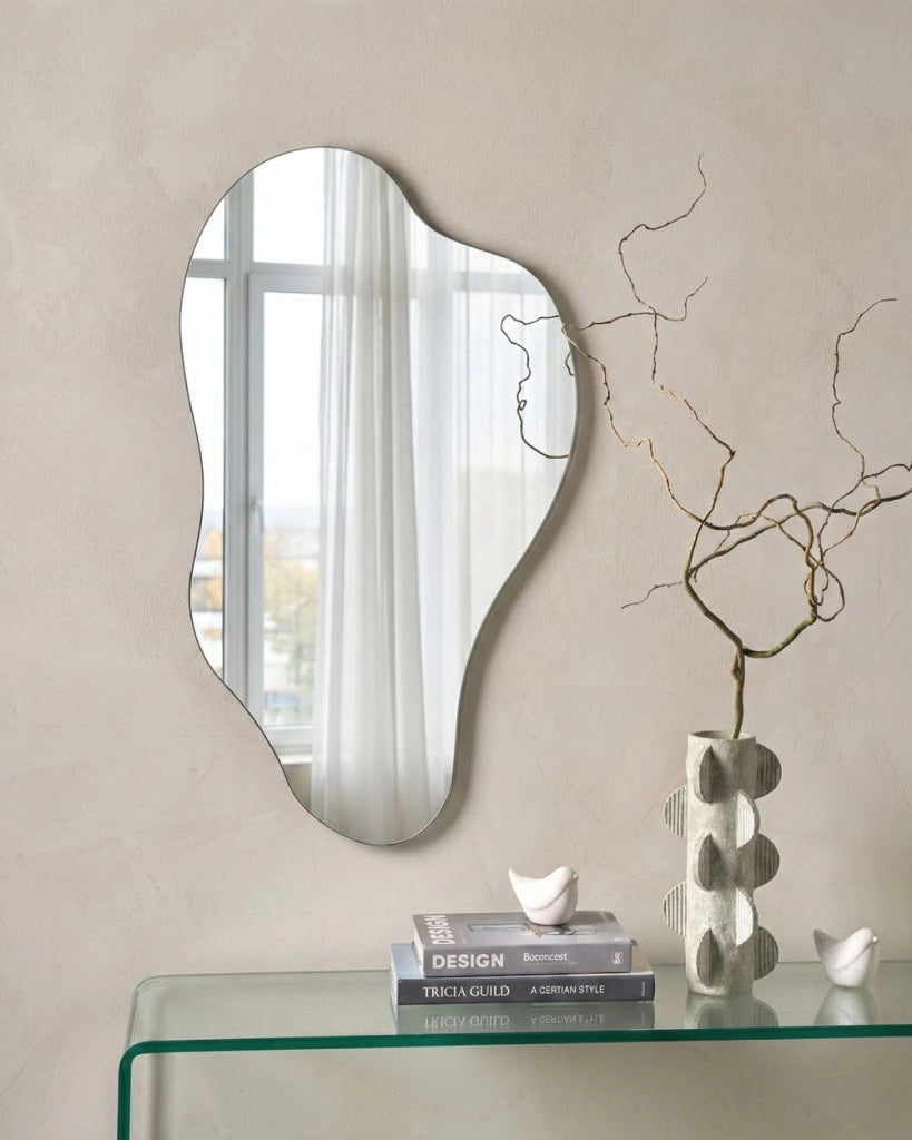 Specchio da parete argento 46 x 76 cm forma irregolare appeso decorazione corridoio