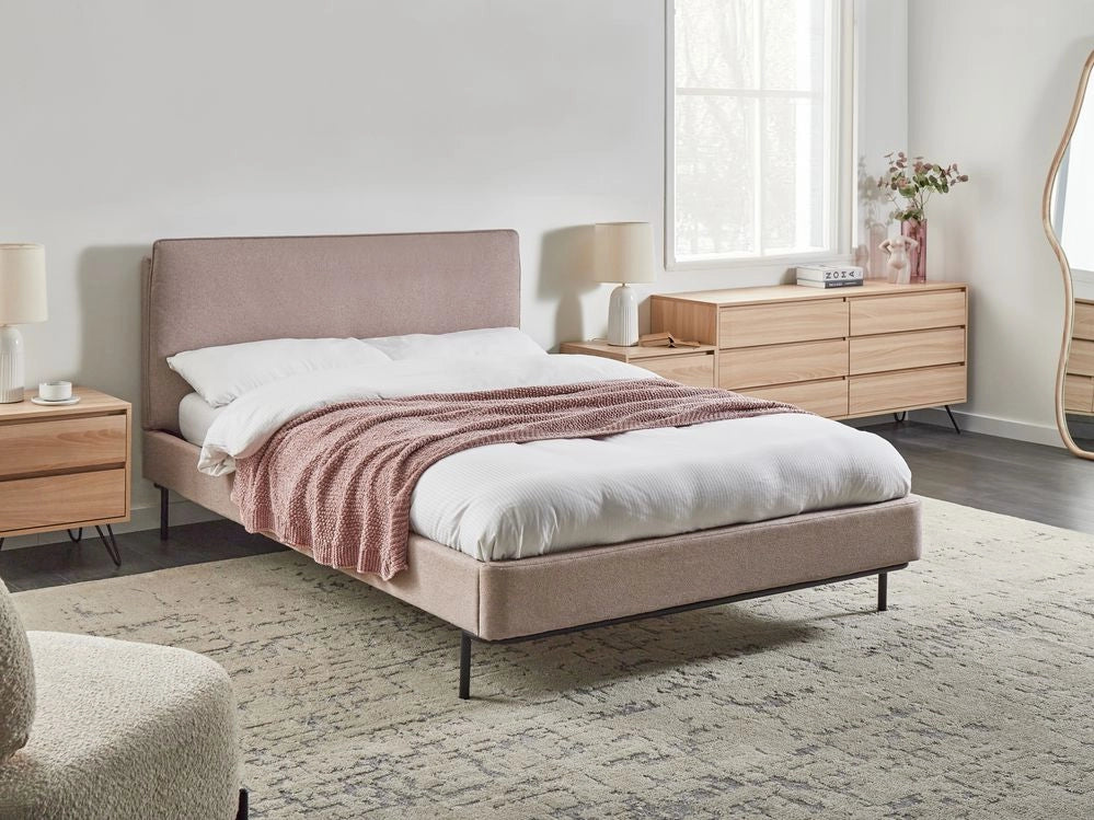 Letto matrimoniale in Tessuto moderno tortora con testiera e rete 140 x 200 cm Design Moderno