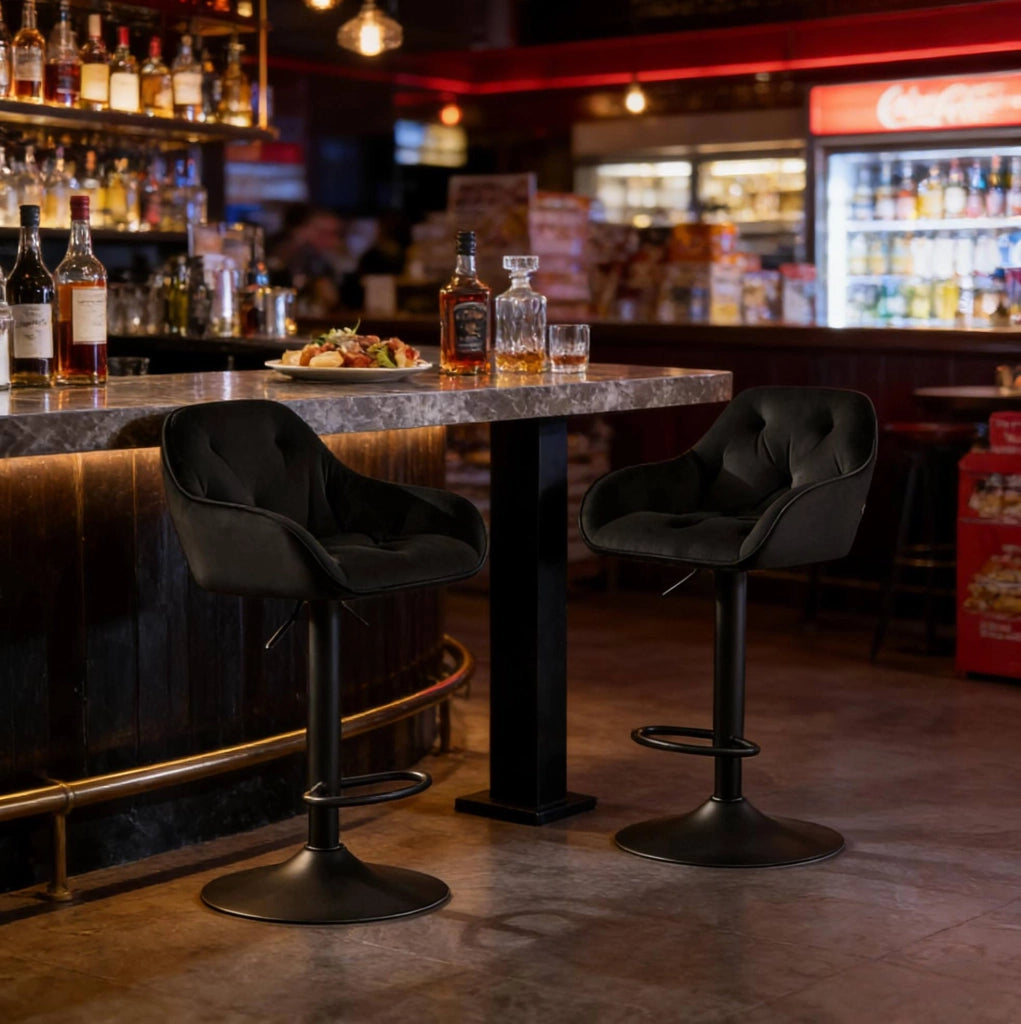 Set 2 sgabelli da bar in velluto nero regolabili