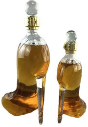 Caraffa da vino, 750 ml. Caraffa da vino elegante a forma di tacchi alti, soffiata a mano.