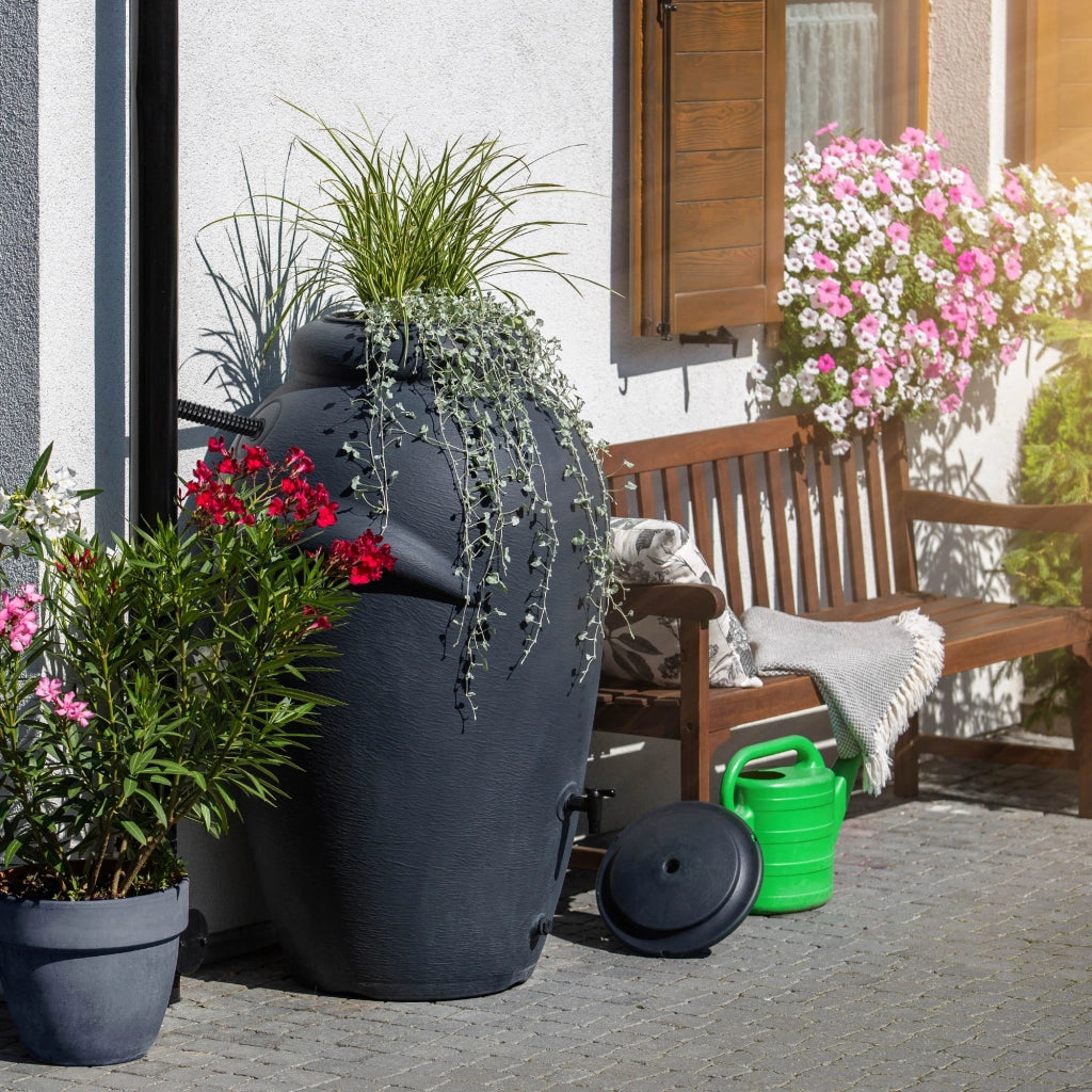 Serbatoio per acqua piovana KADAX 360L Contenitore per acqua a forma di barile + rubinetto Vaso da fiori Antracite