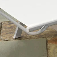 Lettino Prendisole da Giardino con Schienale Regolabile, in Metallo, 170 x 58 x 97 cm, Bianco Crema