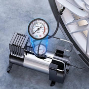 Pompa di gomma portatile 12V compressore auto con manometro, 50 l/min rapida gonfiatura, adatto per auto, SUV, motocicli, biciclette, sistemi di cilindri, compatta e inclusa con extra bocchini e accessori.
