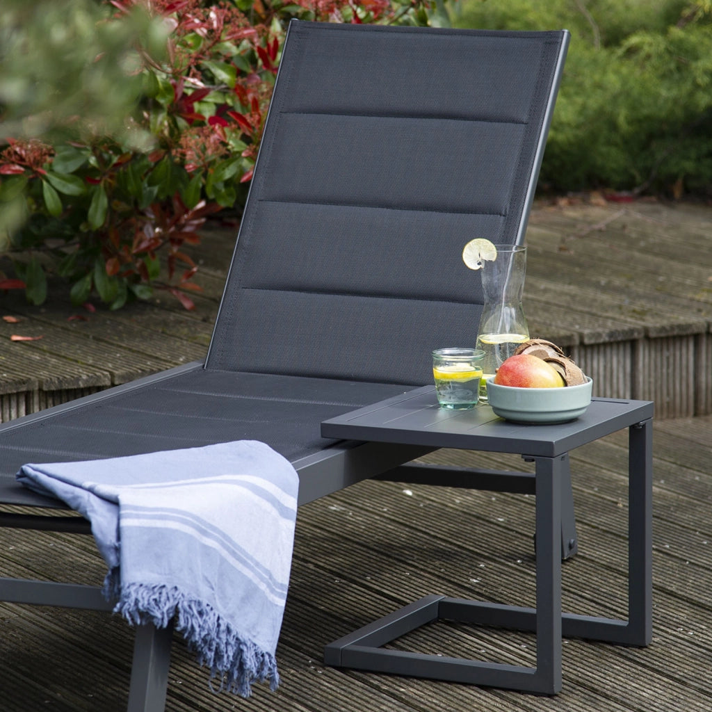 Tavolino BARBADOS in alluminio grigio antracite