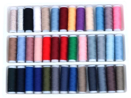 Set per Naaigaren a 39 Colori - 150M per Bobina - Polyester/Cotone - Scatola di Stoccaggio - Maglia a Mano/Intrecciare - Alta Qualità - Set di Filati