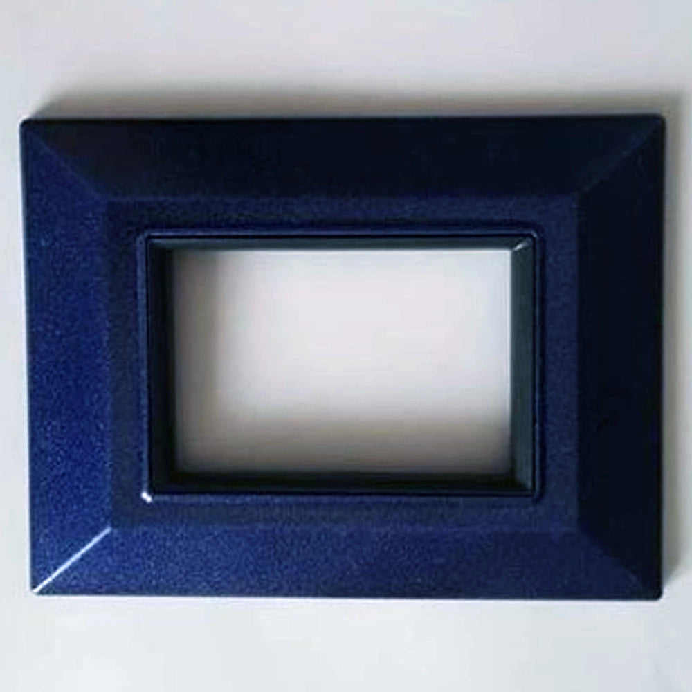 Trade Shop - Placca Placchetta Placchette Compatibili Per Serie Axolute Bticino Colorate Sq - Blu Metallizzato -3 Fori     -