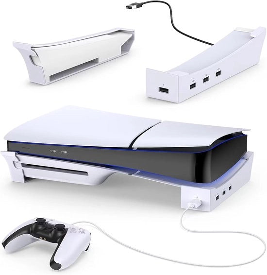 Accessorio per console PS5 Slim in posizione orizzontale con hub USB 4 porte e accesso alla carica.