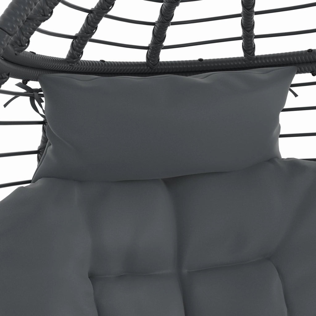 Poltrona Egg con Base Traforata Effetto Rattan Grigio e Cuscino Grigio