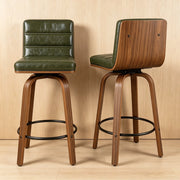 Sgabello da bar girevole in PU verde con schienale ergonomico e gambe in legno