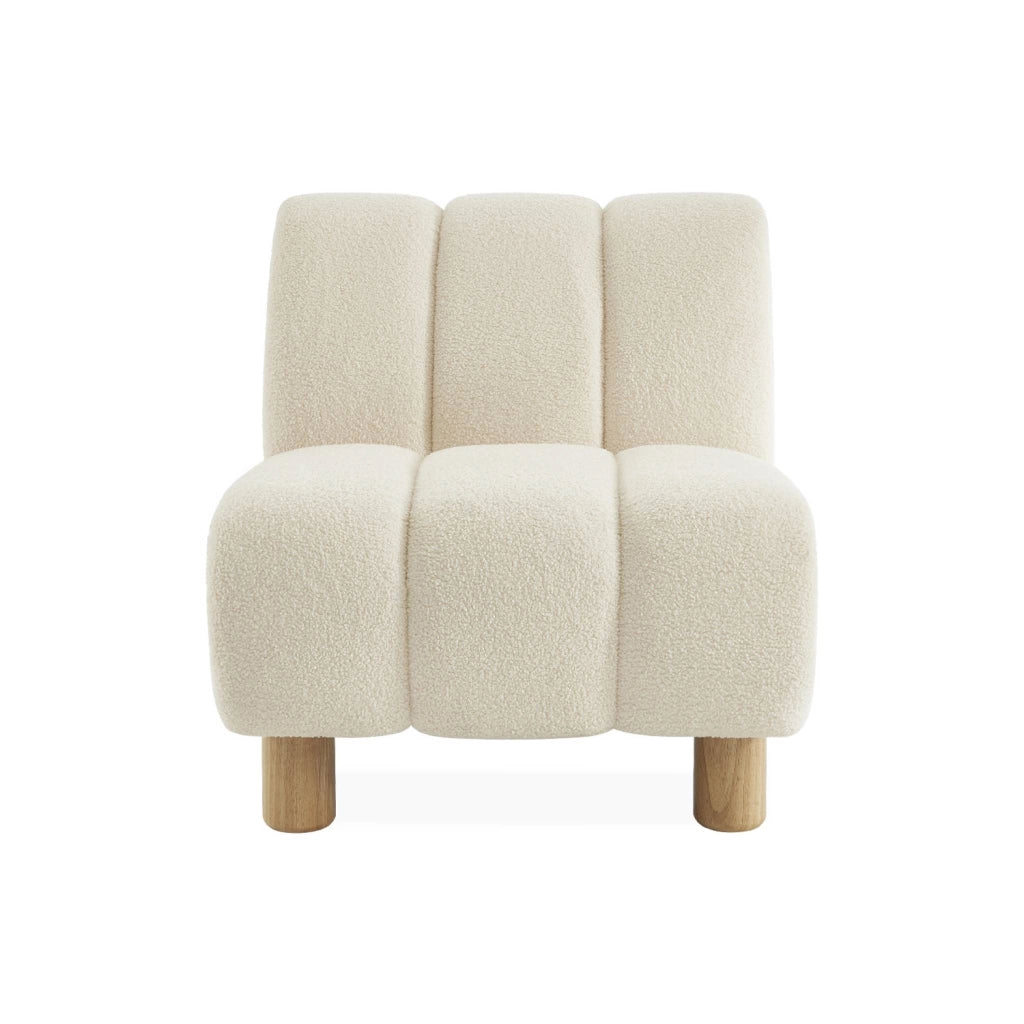 Poltrona relax con gambe rotonde in legno e tessuto bouclé, crema