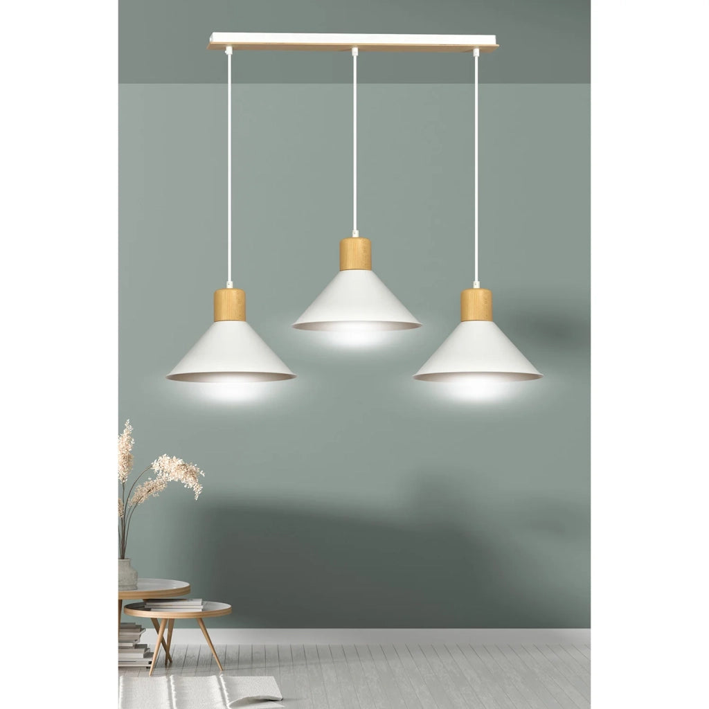 Sospensione Nordica 3 Luci Chandra In Acciaio Bianco E Legno