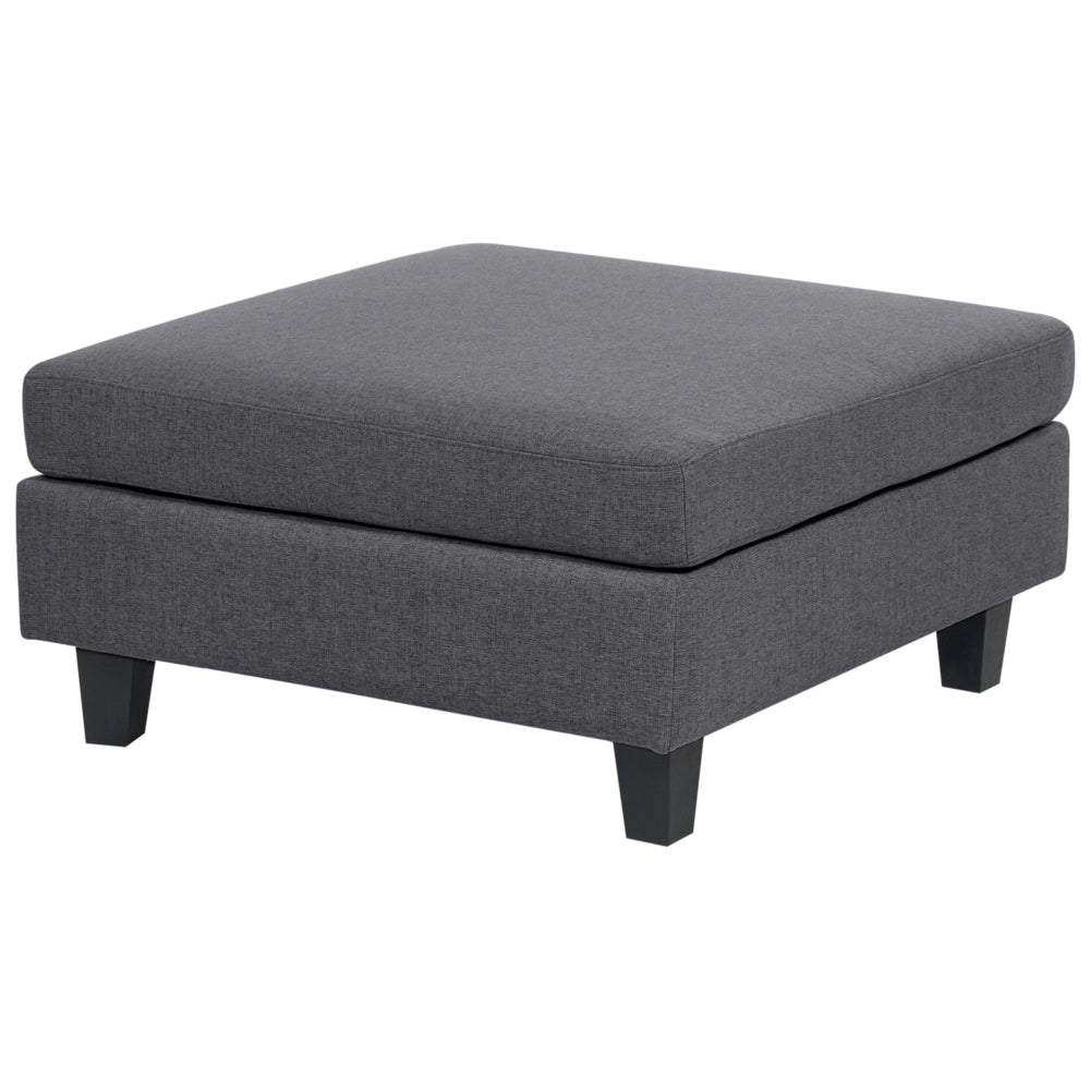 Divano componibile a 5 posti imbottito lato sinistro in tessuto grigio scuro con gambe nere e pouf stile moderno