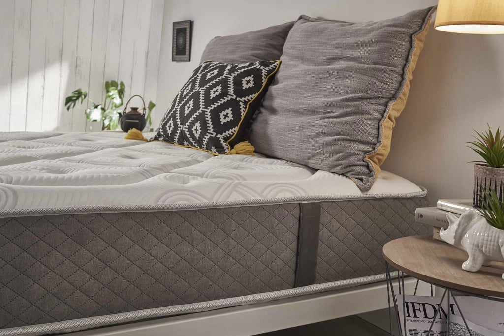 Materasso viscoelastico Platinium Classic, 26cm, 140x200cm - Moonia