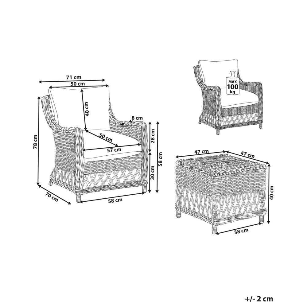 Set di 2 poltrone da giardino in rattan naturale con poggiapiedi in cotone cuscini schienale bianco sporco per interni ed esterni