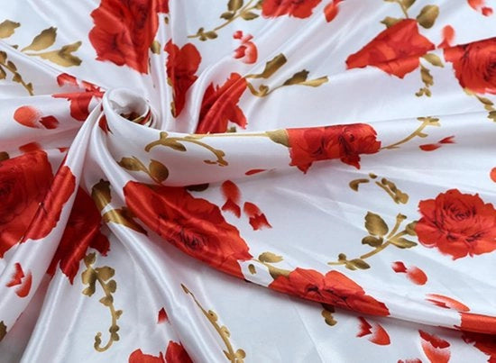 Tessuto Satin 100x150 cm con Disegno di Fiori - Perfetto per DIY e Decorazione di Abiti