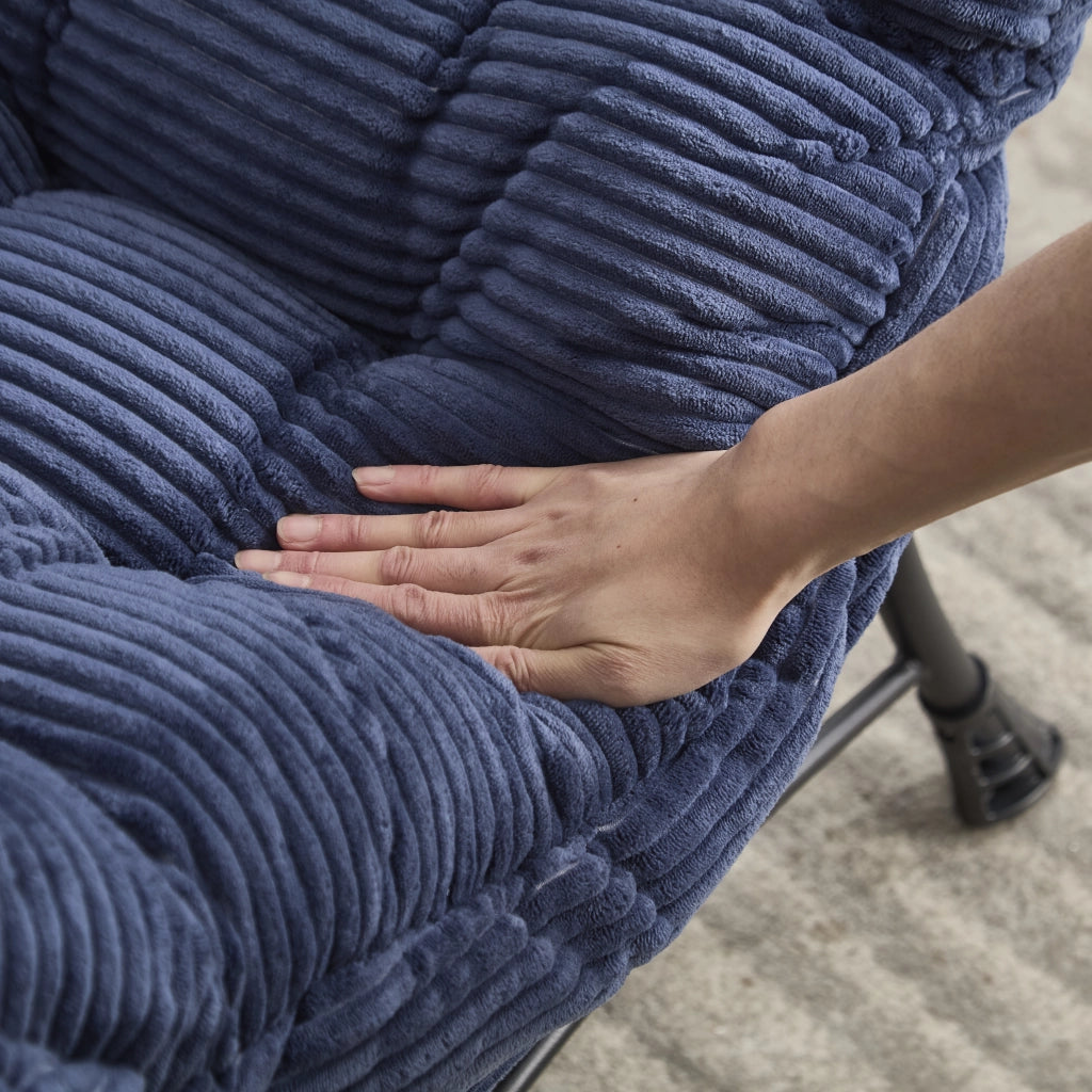 poltrona relax con pouf; tasca laterale e braccioli; in acciaio; blu navy