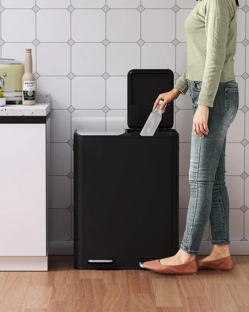 Pattumiera Differenziata 2 Scomparti, 60L Cestino Spazzatura Cucina con Pedale, 2x 30l Secchio Rimovibile, Chiusura Silenziosa, Filtro Antiodore, Pattumiere per Raccolta Differenziata, Nero