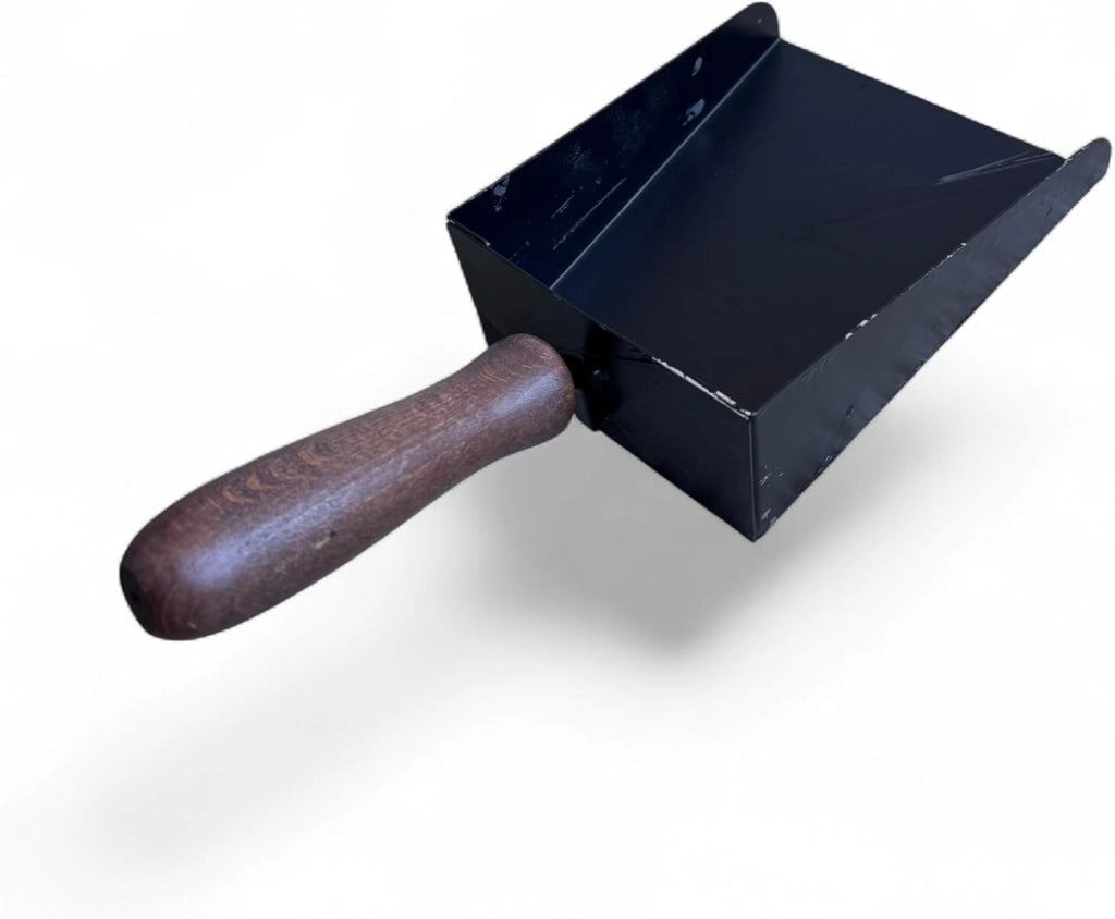Paletta in Ferro Battuto per Camino e Stufa, Nero, con Manico in Legno, 36x15x2 cm