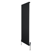 Radiatore Verticale 1600 x 560 mm con Valvole TRV Nero