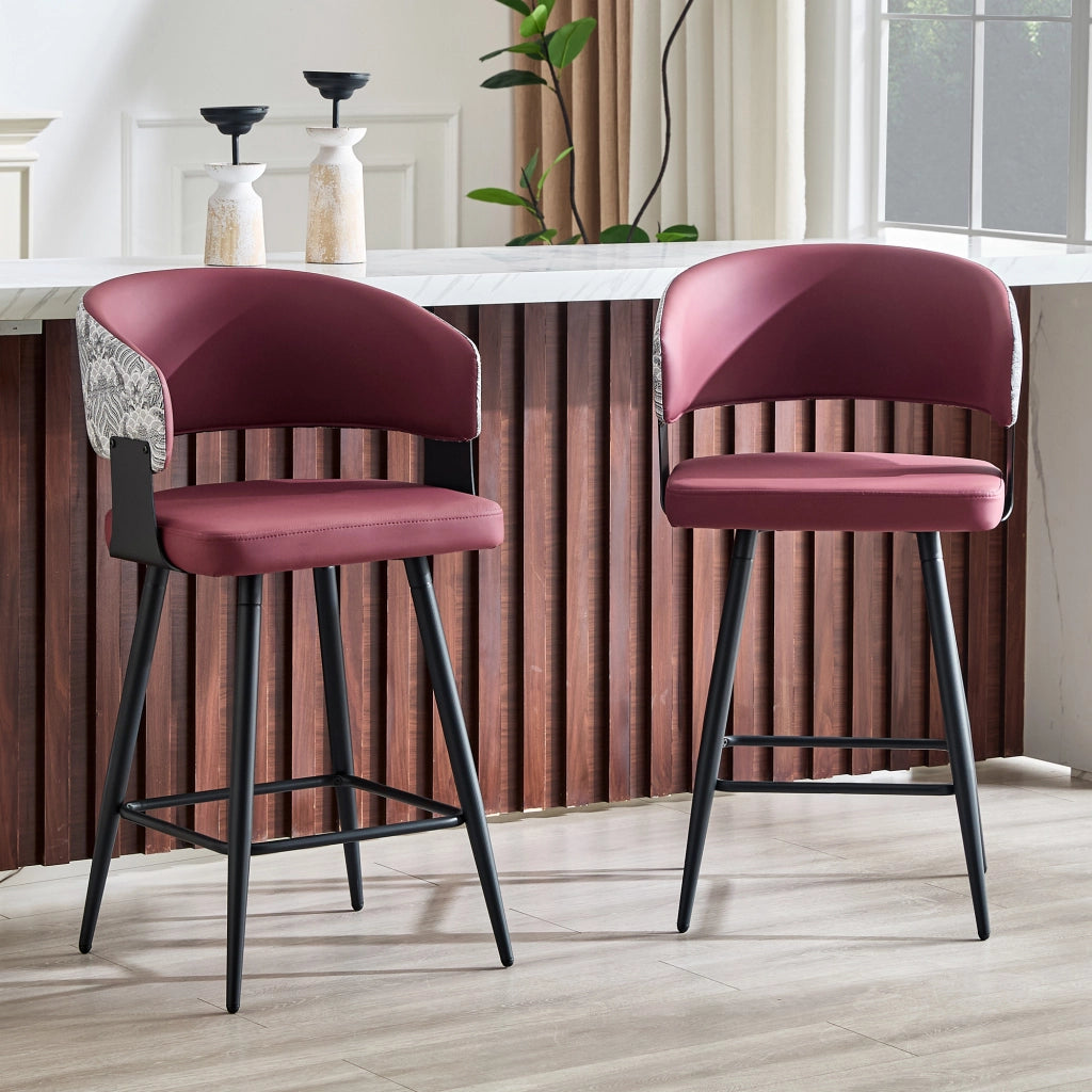 Sedia da pranzo imbottita in pu con schienale e braccioli, struttura in metallo nero, stile moderno rosso