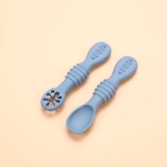 Set di cucchiai per lattanti 4 in 1 con cucchiaio doppio, cucchiaio per purea di frutta, cucchiaio per lattanti, cucchiaio di allenamento in silicone - grigio blu