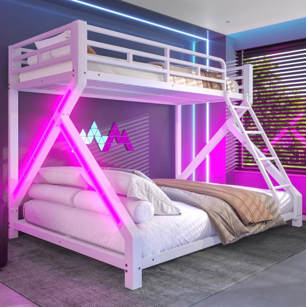 Letto a castello ULEVR 90x200 e 140x200 cm con LED, scala e sponde di sicurezza, metallo bianco