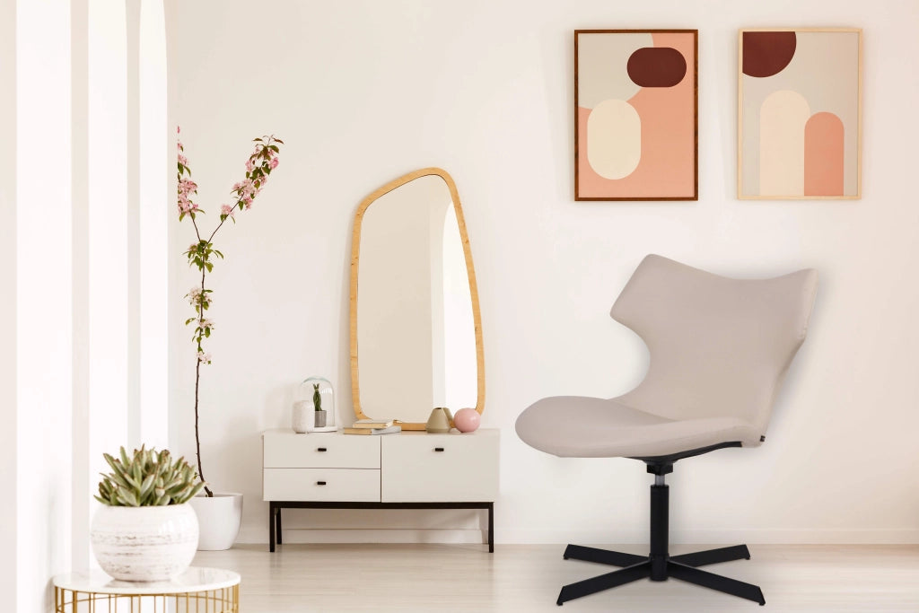 Sedia da lounge Welland in similpelle crema