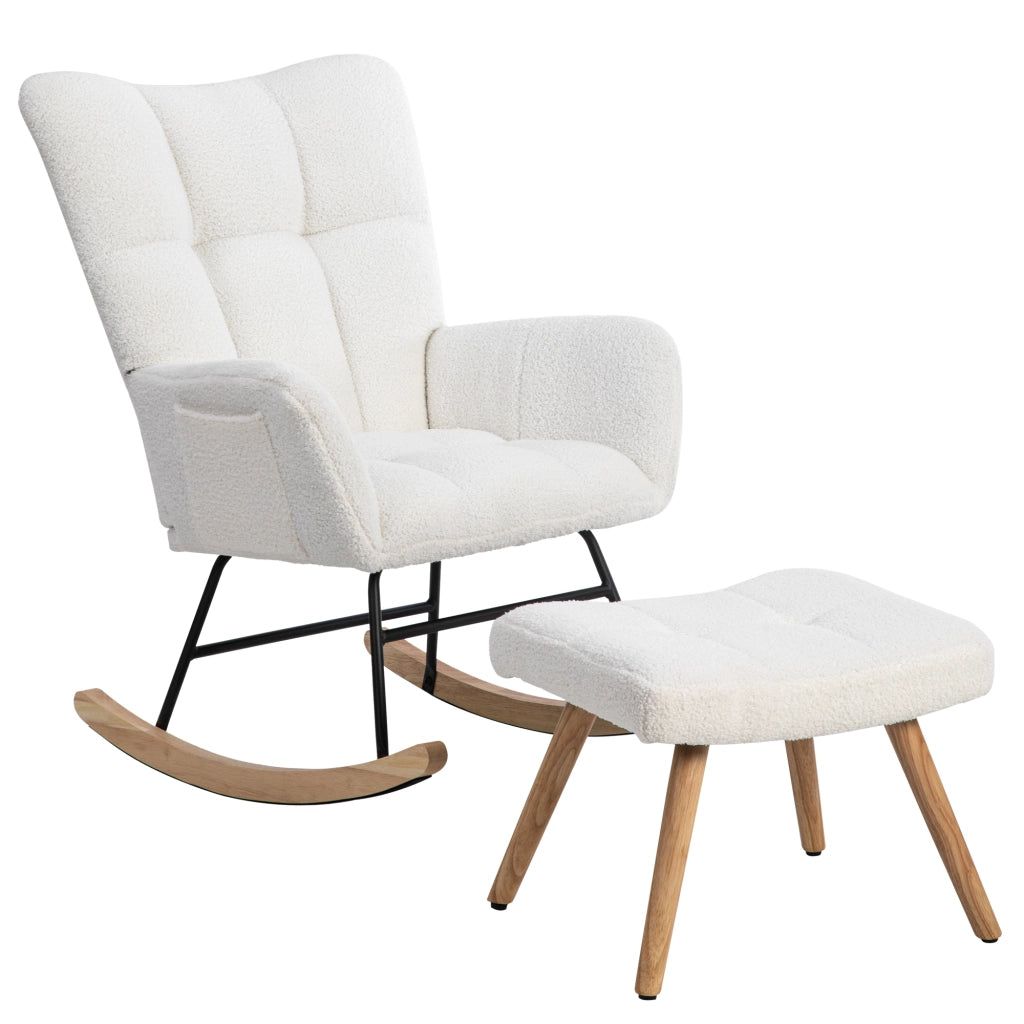 Poltrona a dondolo ergonomica con poggiapiedi e struttura in legno di caucciù, imbottita in bouclé bianco