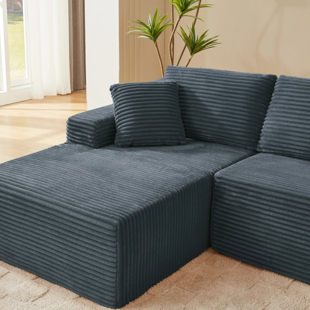 Divano modulare a L con 4 configurazioni in tessuto traspirante e cuscini collo grigio scuro 252,5 × 163 × 65 cm