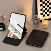 Specchio compattabile - 10x7 cm Specchio portatile pieghevole con vetro HD e pelle PU, mini specchio per il trucco per viaggi, campeggio, casa, stanza universitaria e uso quotidiano (nero)