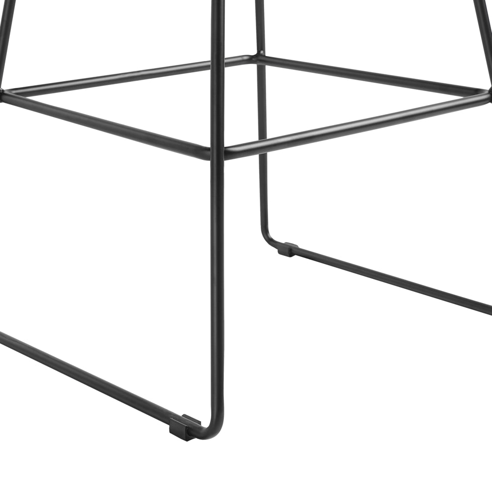 Set di 2 sedie da bar con struttura in acciaio Nero sedile in ecopelle altezza del bancone schienale a doghe design moderno