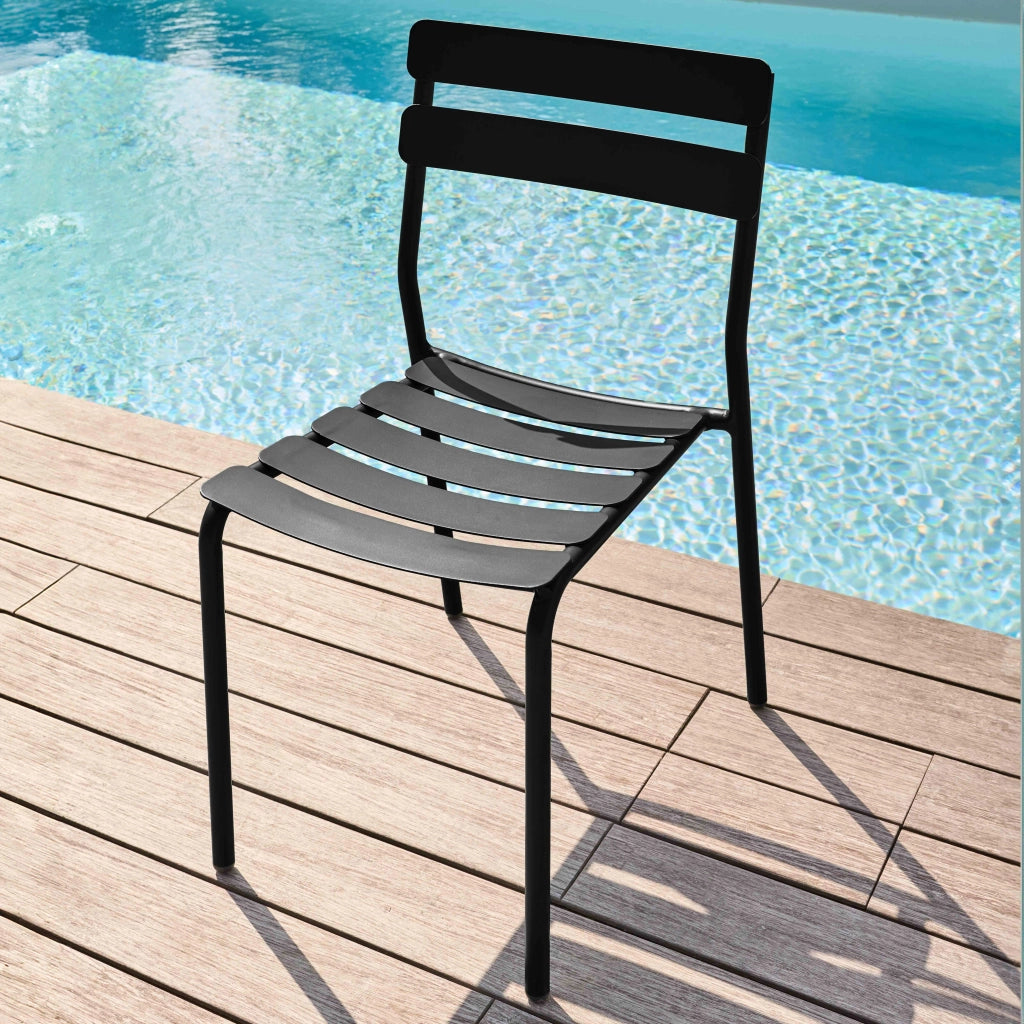 Sedia da giardino in alluminio nero