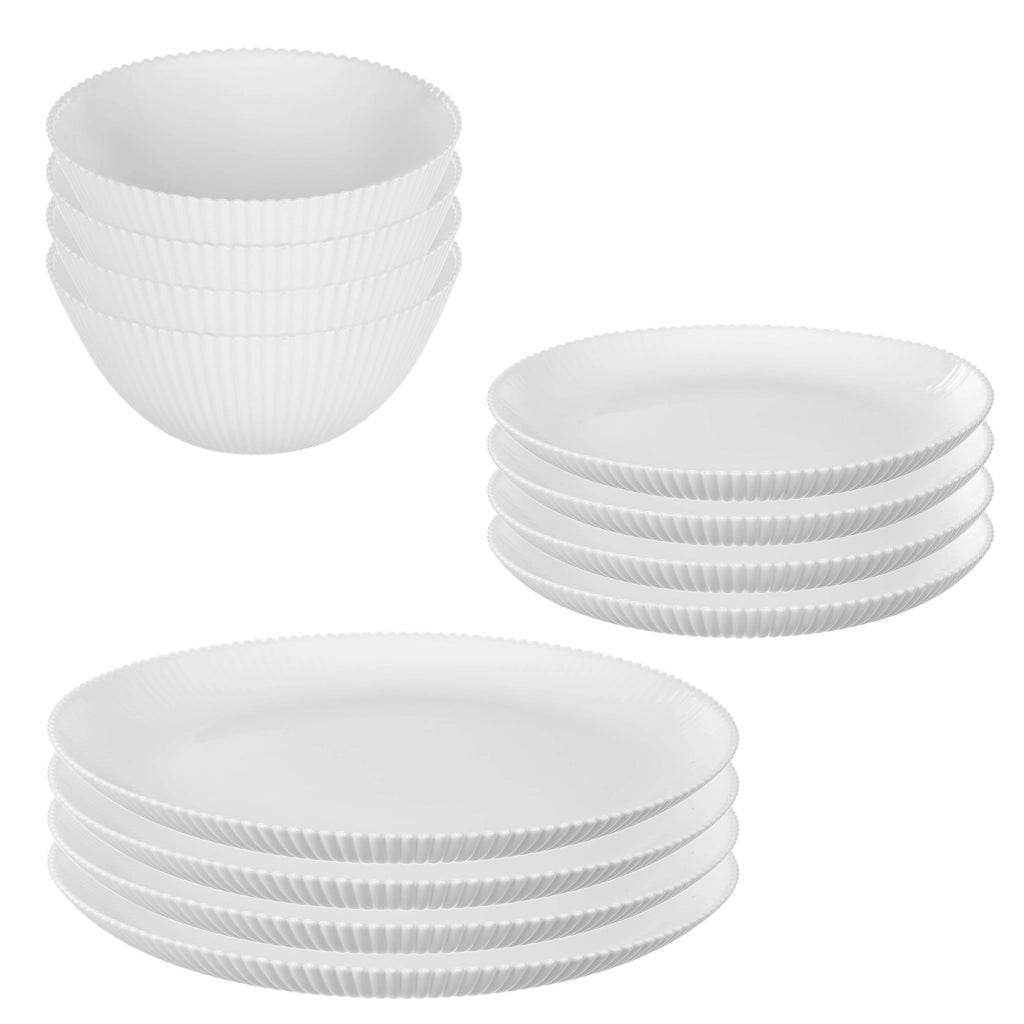 Set di stoviglie KADAX composto da 12 piatti bianchi.