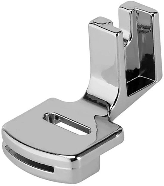 Accessorio per macchina da cucire - Rullatore di rimboccatura a piede in acciaio inox - Ideale per tessuti sottili - Dimensioni 2,7 x 5 x 1,5 cm