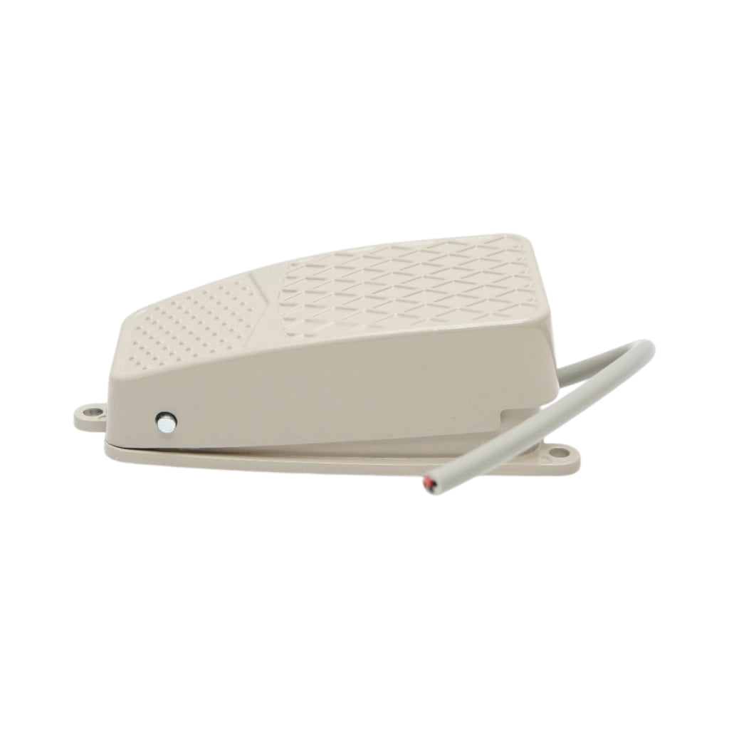 Pedale di comando con contatto elettrico – 250V / 5A Breckner Germany