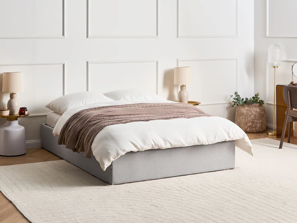 Letto matrimoniale con contenitore in tessuto grigio chiaro 140 x 200 cm portaoggetti stile moderno