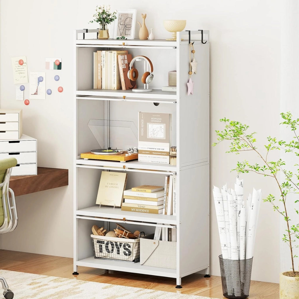Armadio da Cucina a 5 Ripiani, Mobile Dispensa Cucina con Ruote Girevoli, 4 Porte PC a Ribalta e 4 Ganci, Mensola Microonde in Metallo per Soggiorno, Cucina, Sala da Pranzo (Bianco)