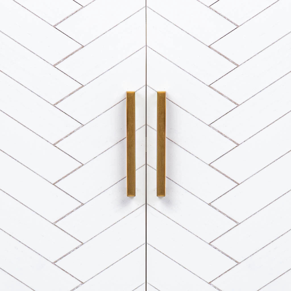 Credenza con 2 cassetti e 2 ante in legno e metallo bianco 80x39,5x89