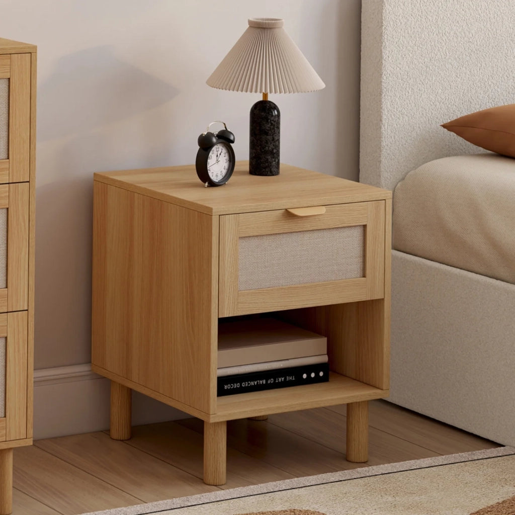IDMarket - Set di 2 comodini a 1 cassetto ROBIN con nicchia in legno e tessuto effetto lino