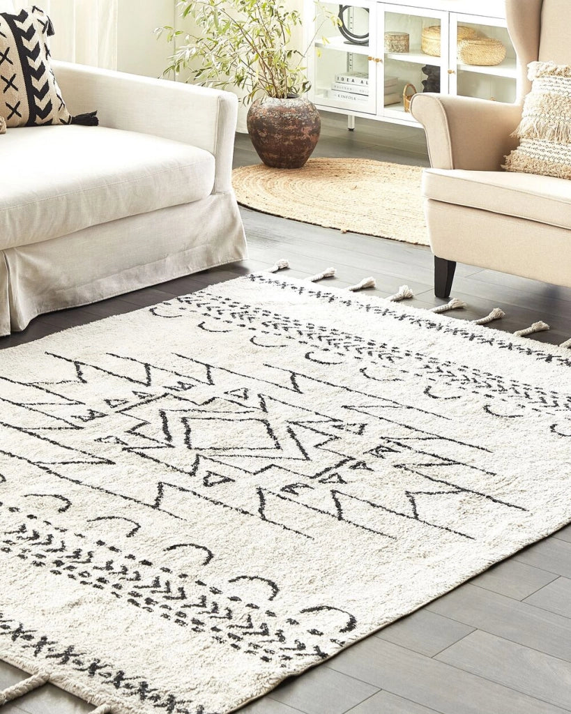 Tappeto nero e bianco sporco cotone 160 x 230 cm motivo geometrico nappe moderno orientale