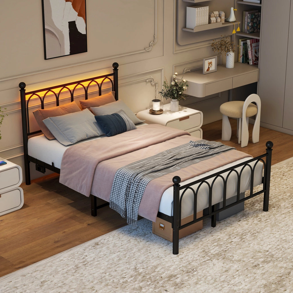 LETTO in metallo 120x200 cm Nero con testiera alta, LED, USB e presa
