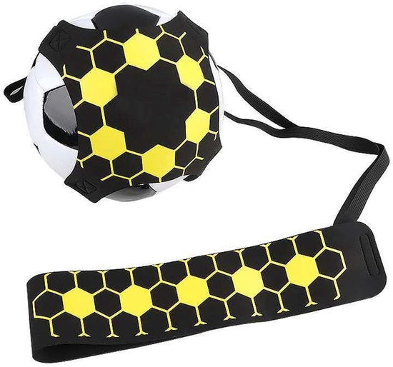 Allenatore di calcio adattabile per l'allenamento delle tecniche di calcio, inclusa cintura per il volley e il rugby. Strumento di allenamento universale.