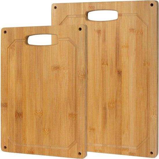 Set di taglieri in bambù - 2 pezzi - 23x33cm + 30x40cm - Stopper in silicone - Manico di legno - Maniglia