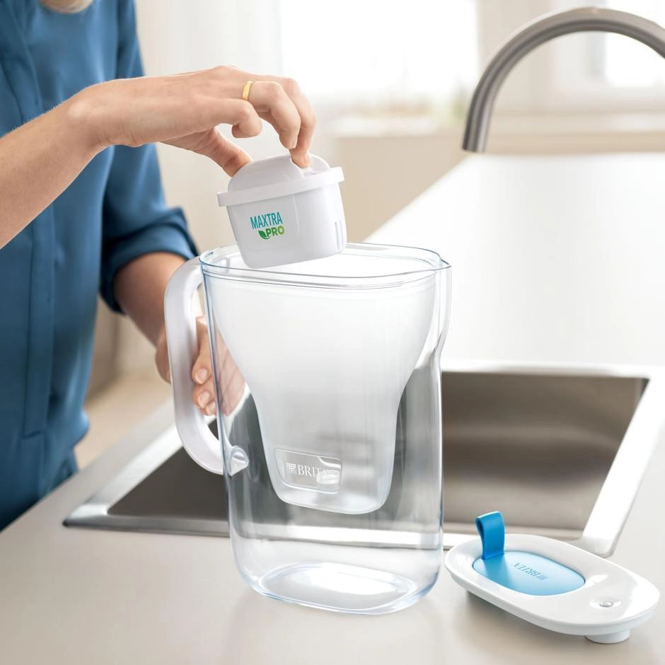 Brita 1052237 Filtraggio acqua Caraffa filtrante 2,4 L Verde, Trasparente