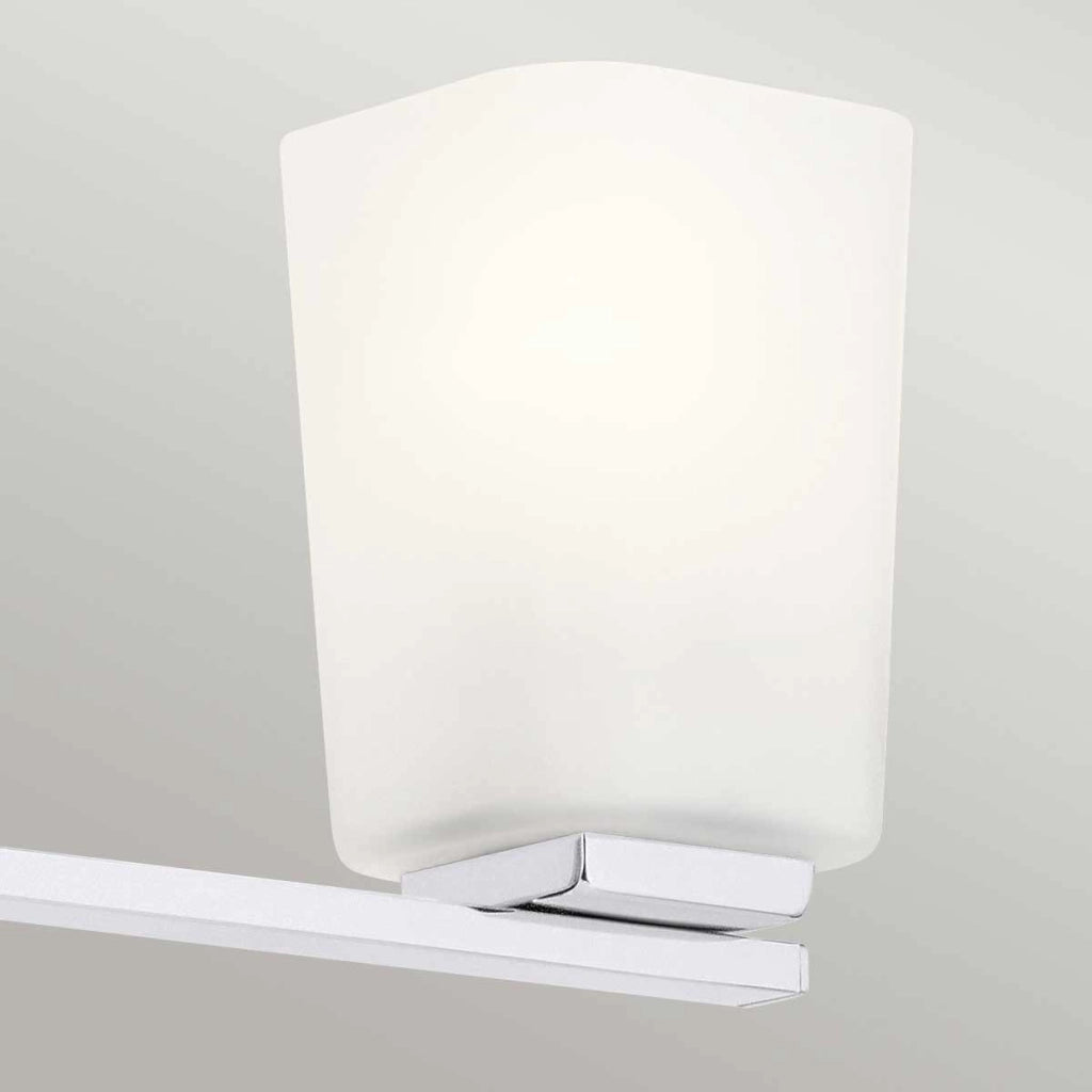 Applique bagno Kichler Roehm cromo 3 luci G9 LED 3000K