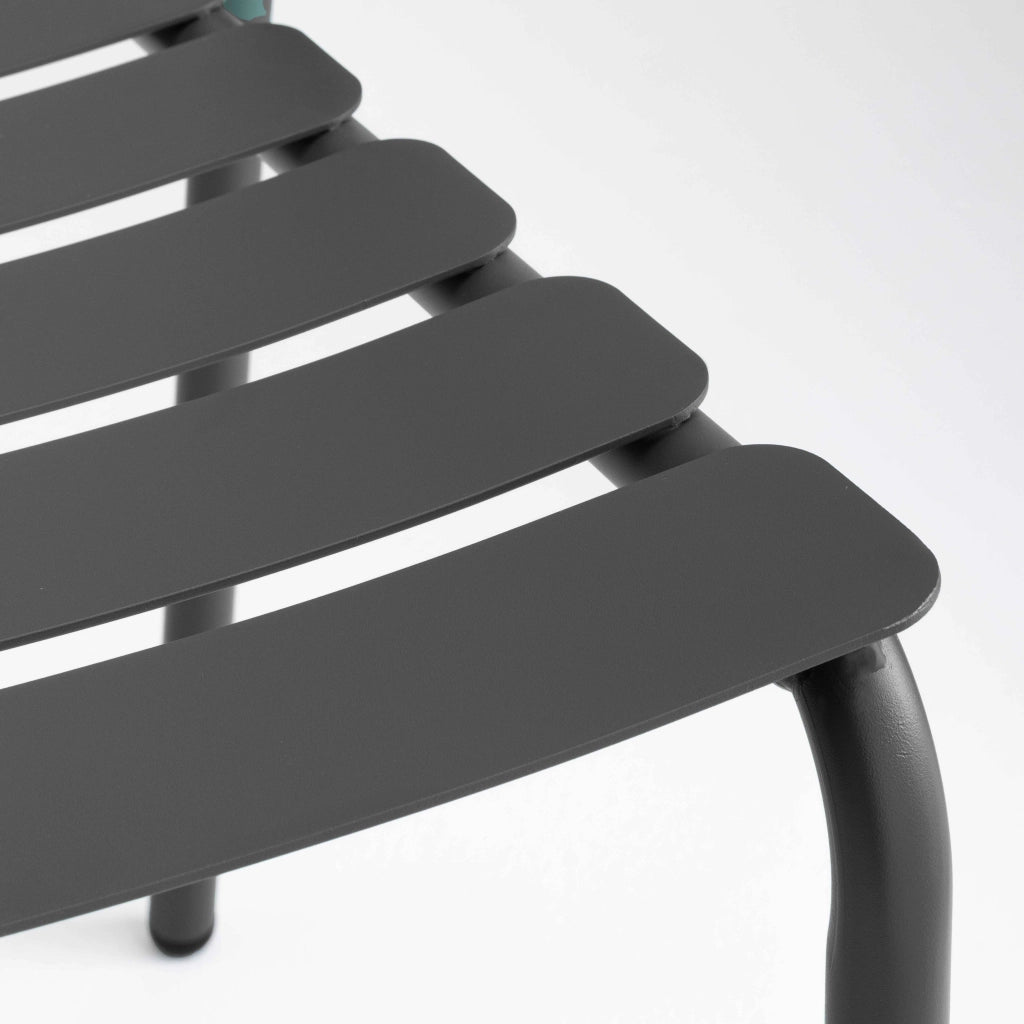Sedia da giardino in alluminio nero