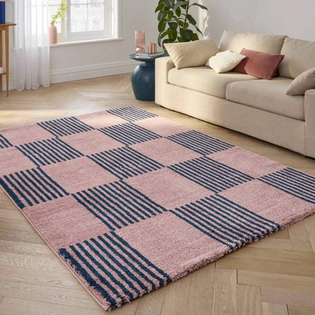 Tappeto interno a scacchi blu e rosa