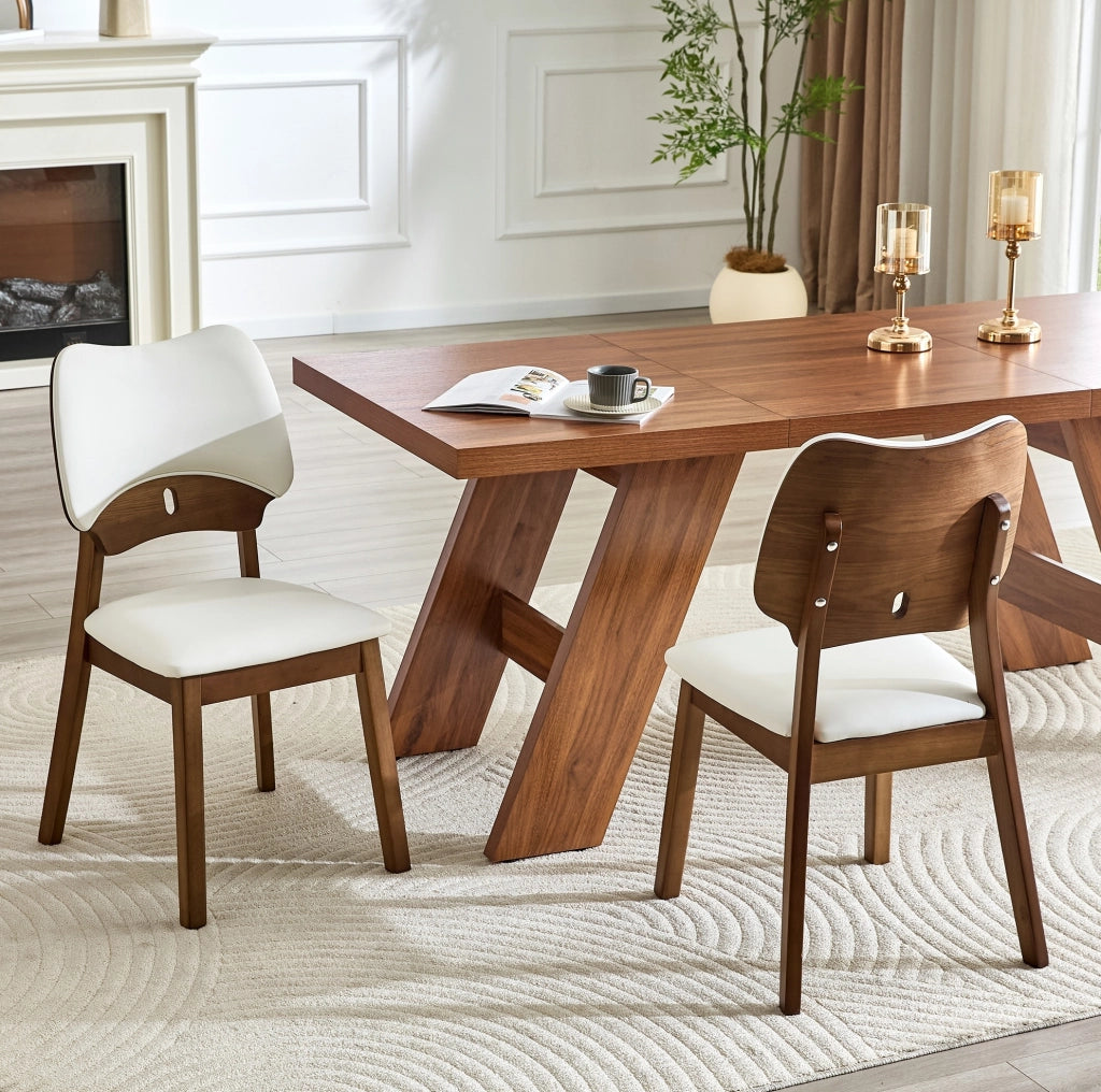 Set di 2 sedie da pranzo con schienale a farfalla; seduta imbottita in legno; bianco