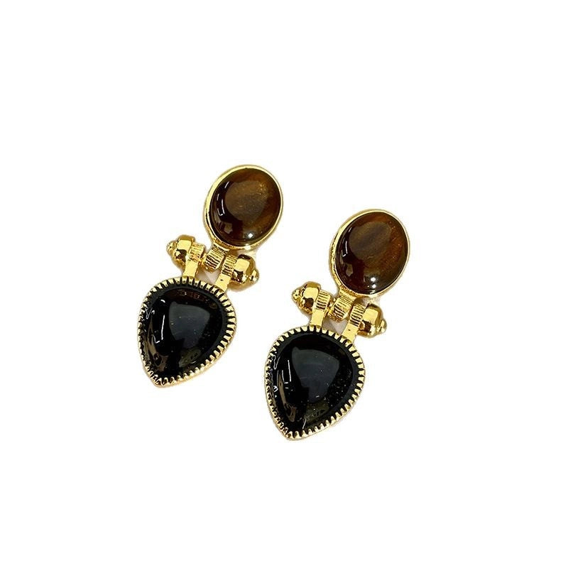Orecchini vintage a goccia in ambra, stile francese.
